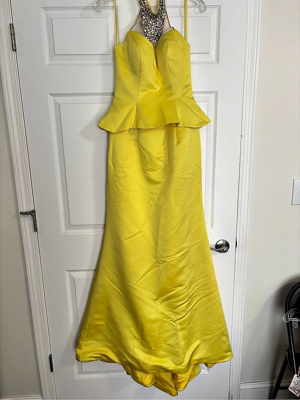 Jovani 21870BG Yellow prom dress size 4
